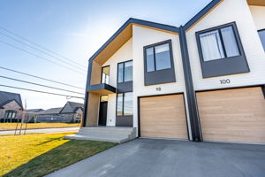 98 Lametti Dr, Thorold-2