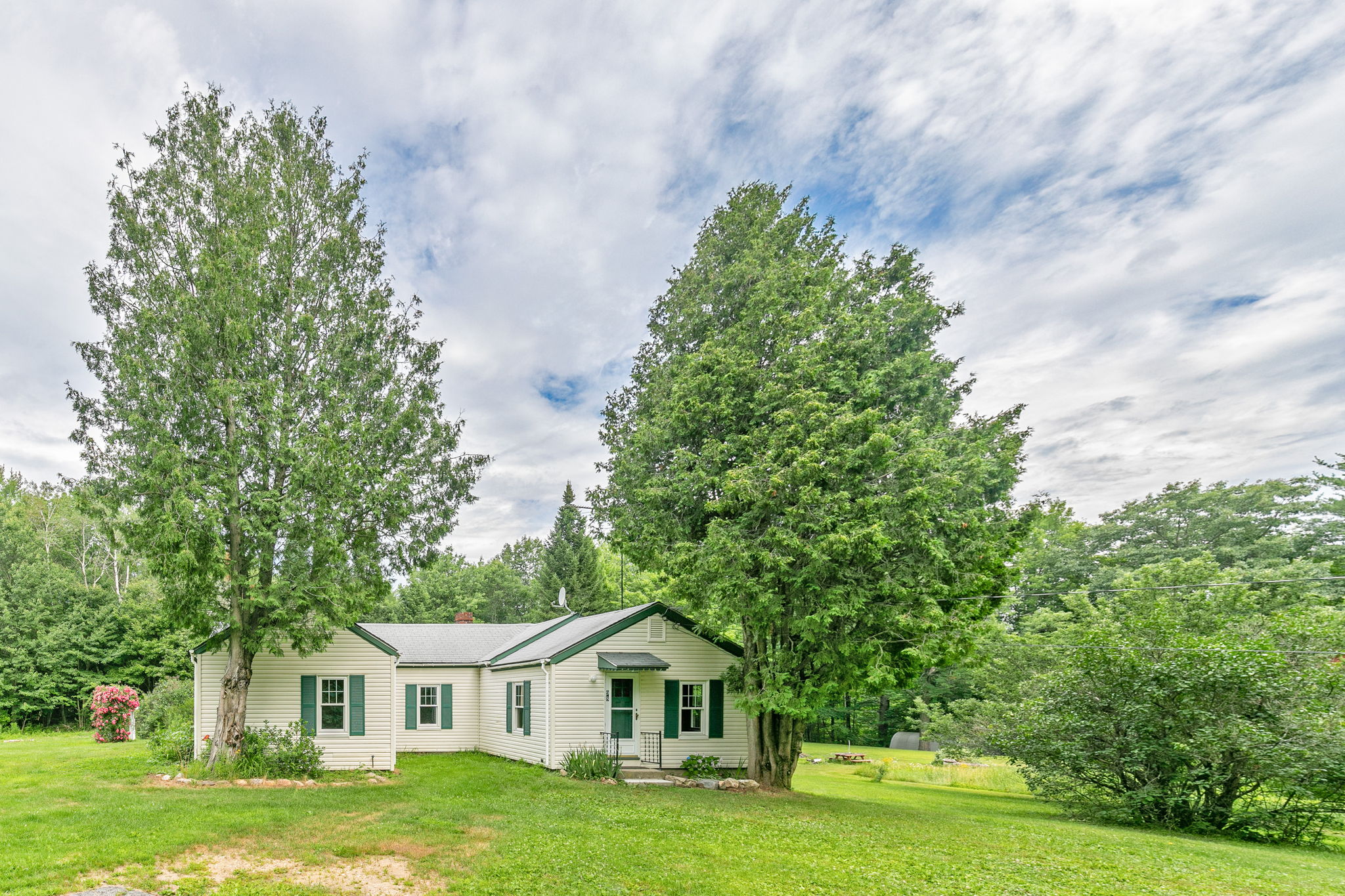  98 Martin Hill Rd, Epsom, NH 03234, US