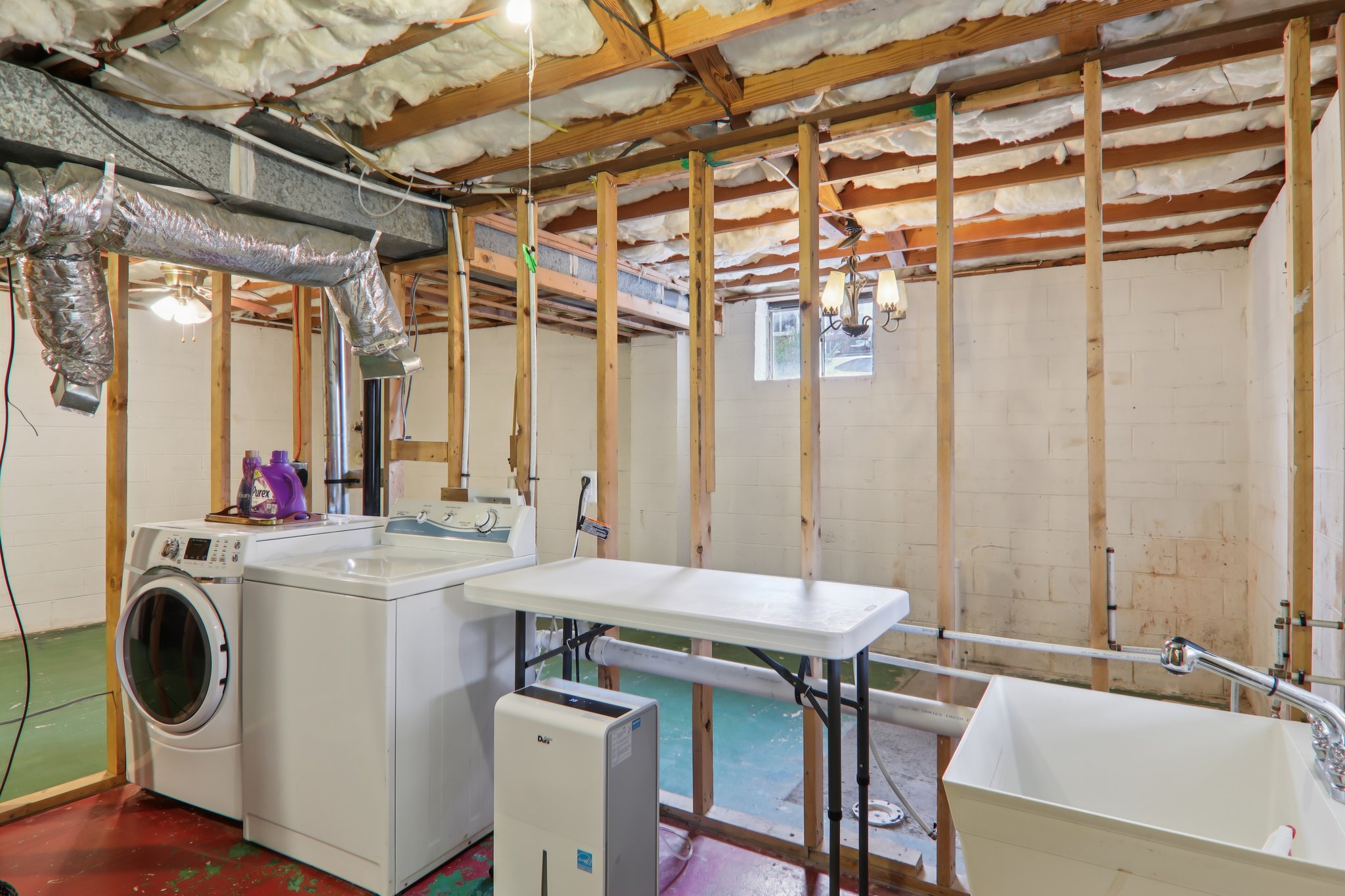 Oak Knoll Rd-S1903-037.jpg