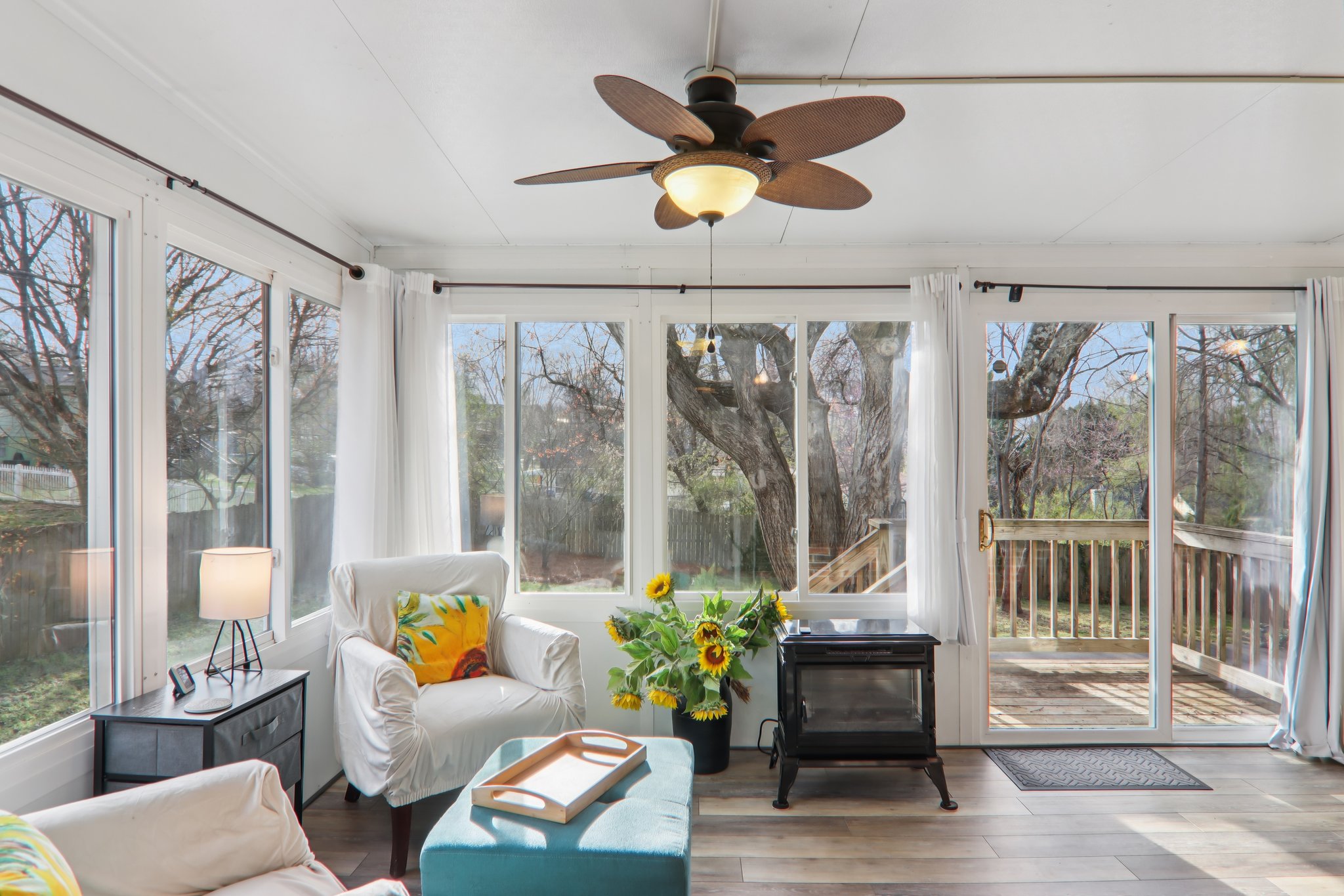 Oak Knoll Rd-S1903-038.jpg