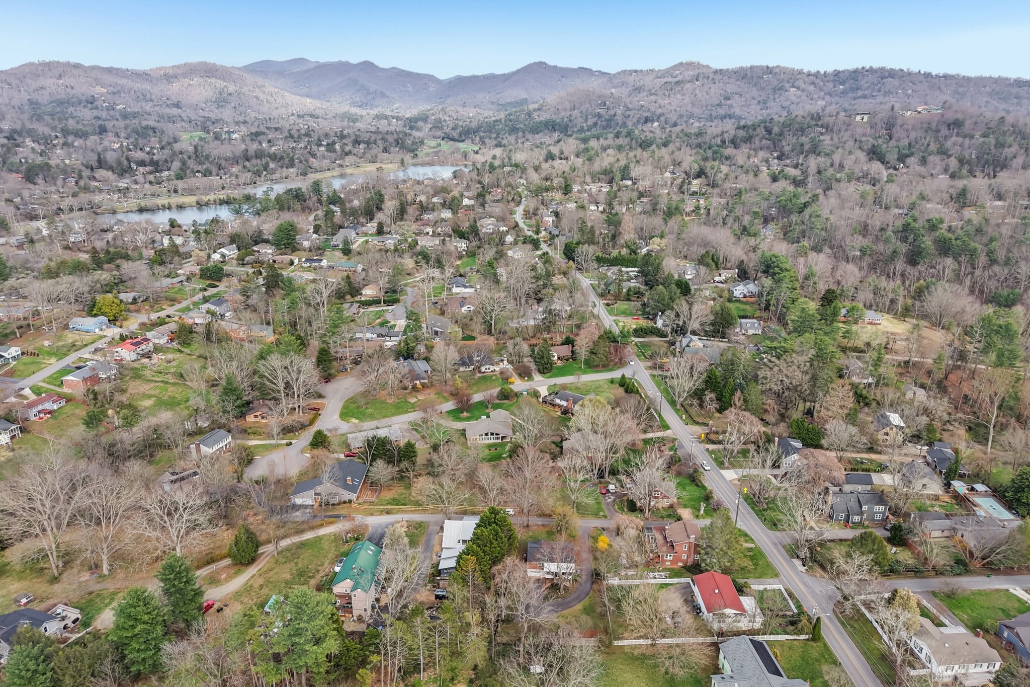 Oak Knoll Rd-S1903-055.jpg