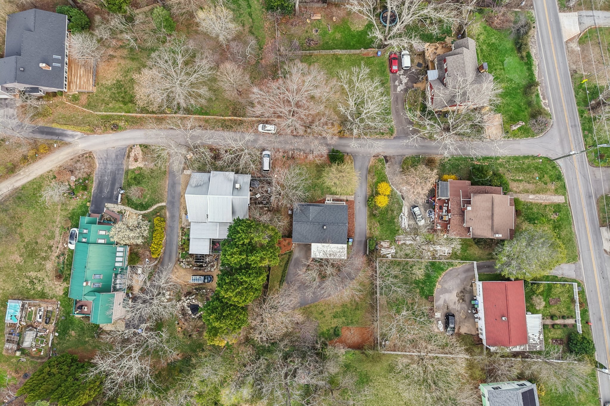 Oak Knoll Rd-S1903-056.jpg