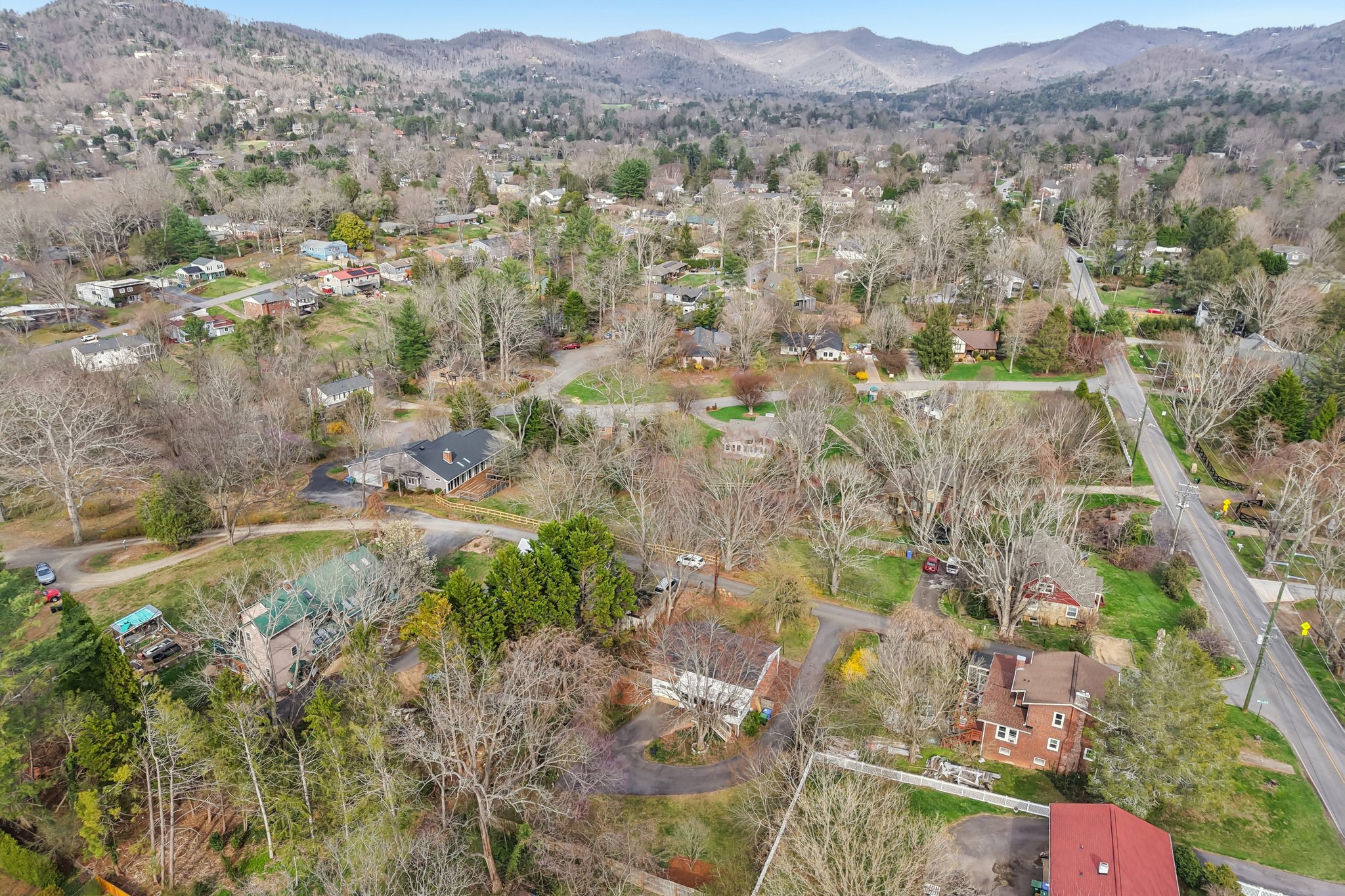 Oak Knoll Rd-S1903-058.jpg