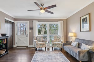 Oak Knoll Rd-S1903-010.jpg