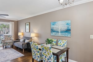 Oak Knoll Rd-S1903-017.jpg