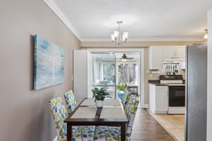 Oak Knoll Rd-S1903-018.jpg