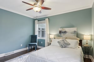 Oak Knoll Rd-S1903-026.jpg