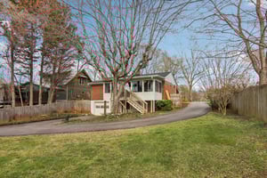 Oak Knoll Rd-S1903-043.jpg