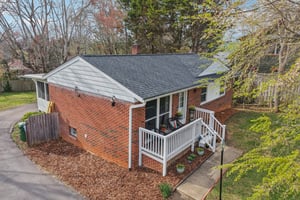 Oak Knoll Rd-S1903-062.jpg