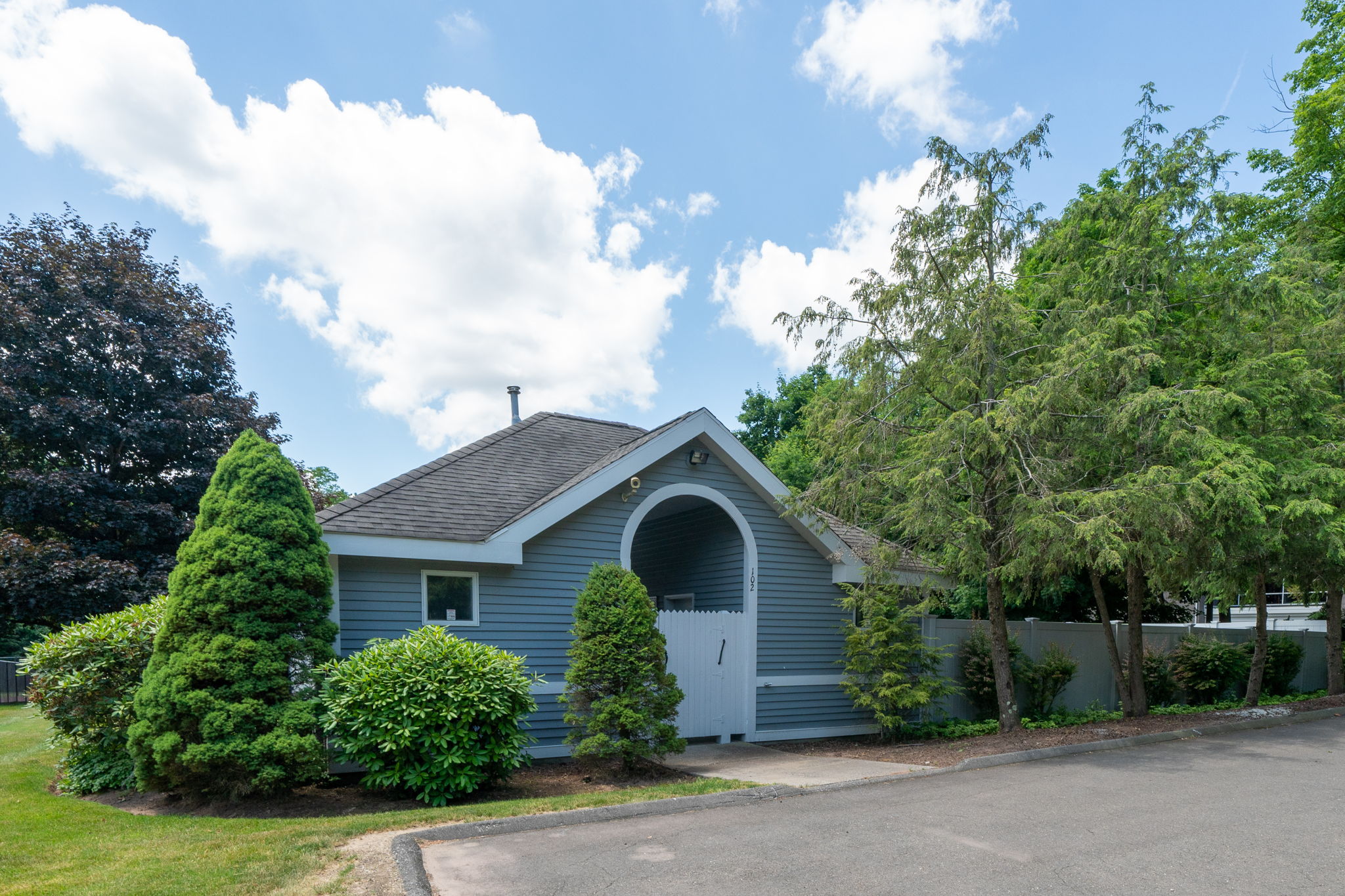 98 Old Towne Rd, Cheshire, CT 06410 Ed McCullough Photography