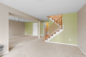  Photo 34