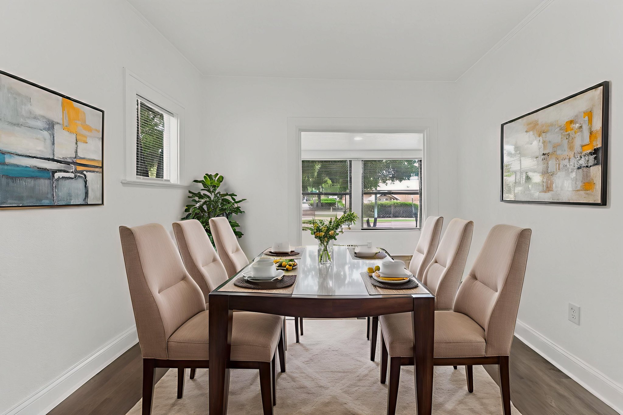 98 W Esther St-18 virtually staged.jpeg