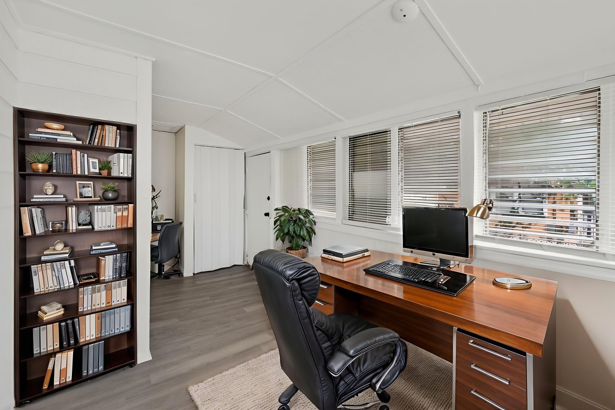 98 W Esther St-36 virtually staged.jpeg