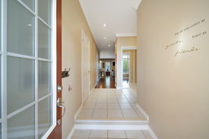  98 Waterlily Trail, Schomberg, ON L0G 1T0, US Photo 3