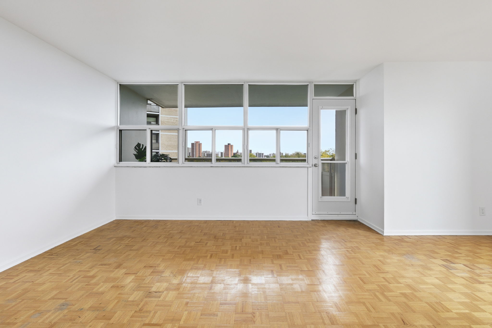 Toronto property showcase — delivered property photograph 6