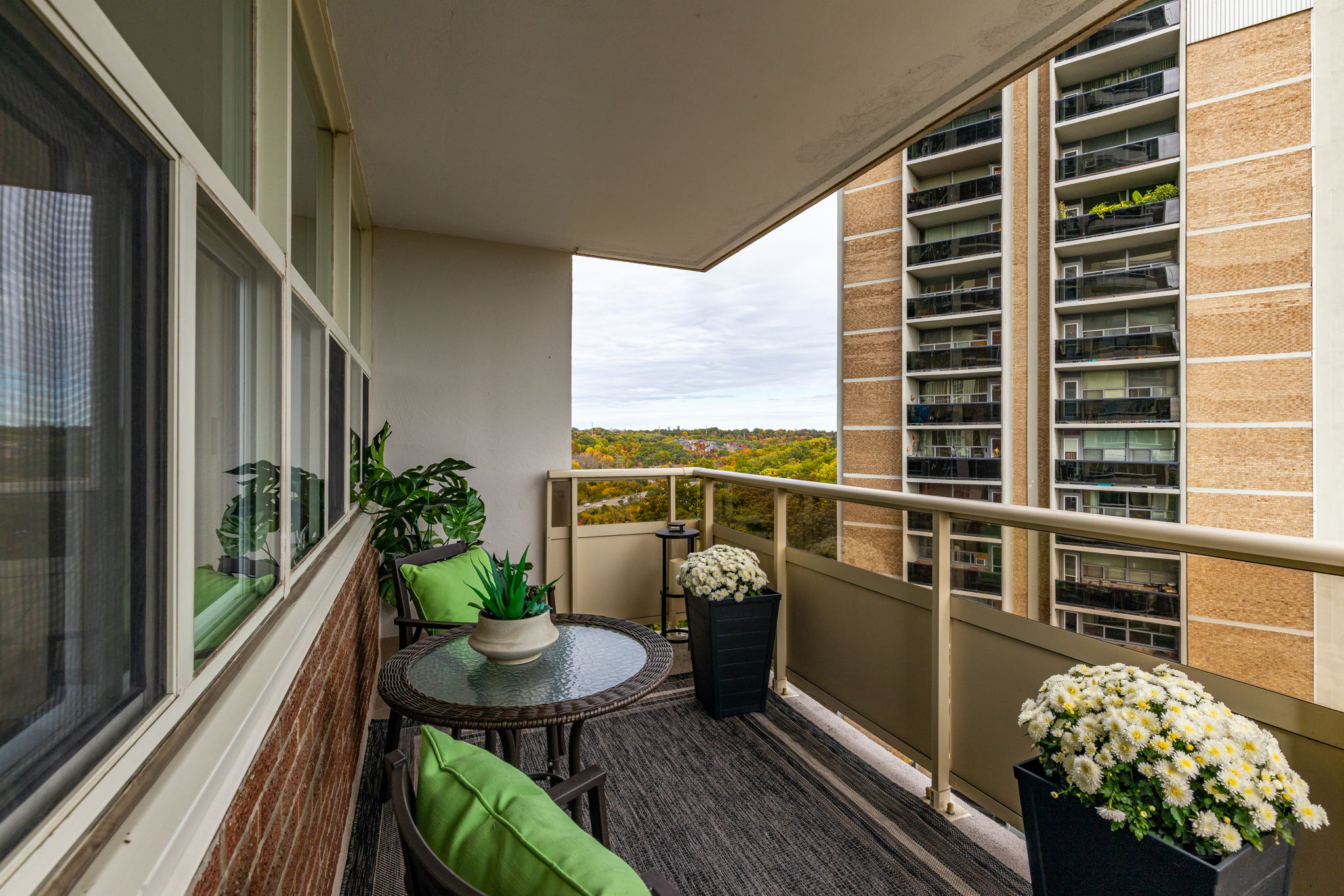 Toronto property showcase — delivered property photograph 22