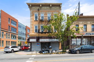 980 Main Avenue 01