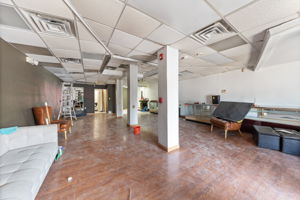 980 Main Avenue 08