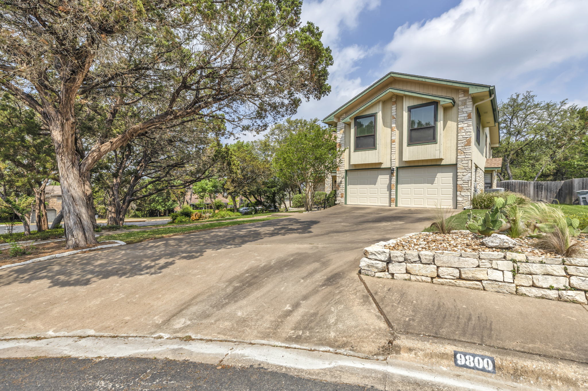 9800 Knotty Pine Cove, Austin, TX 78750, USA Photo 3