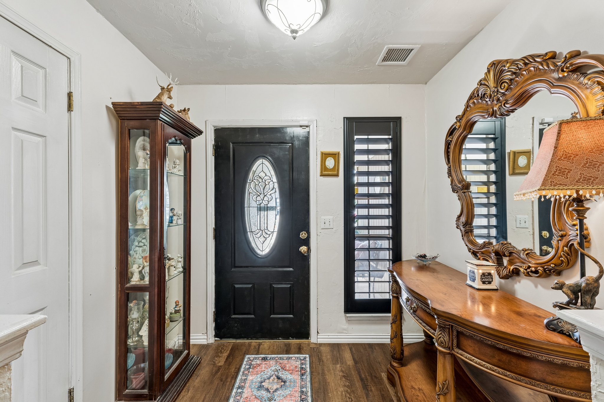 9800 S Country Club Dr_005.jpg