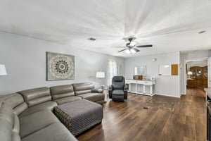9800 S Country Club Dr_031.jpg