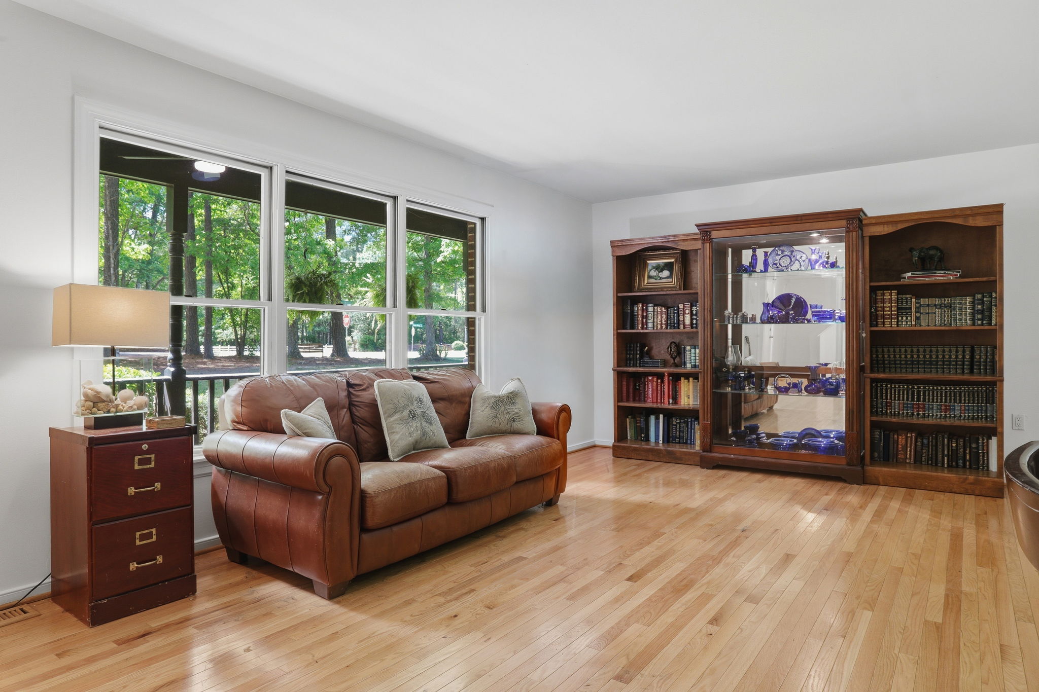 20-Living Room