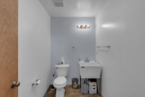  Photo 44