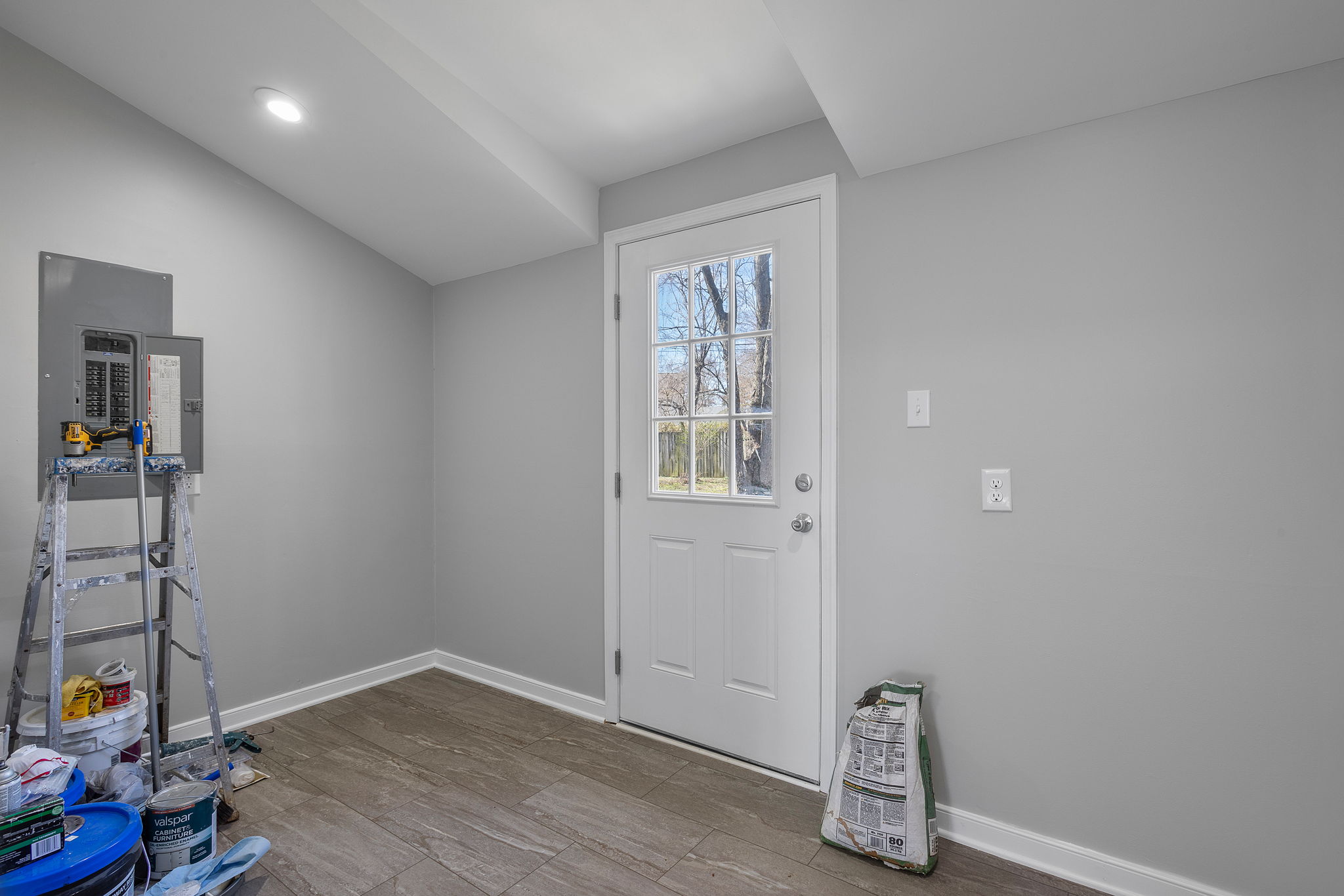 12-Mudroom