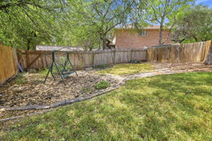  Photo 37