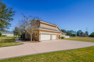 9802 Preakness Stakes Way, Dade City, FL 33525, USA Photo 43