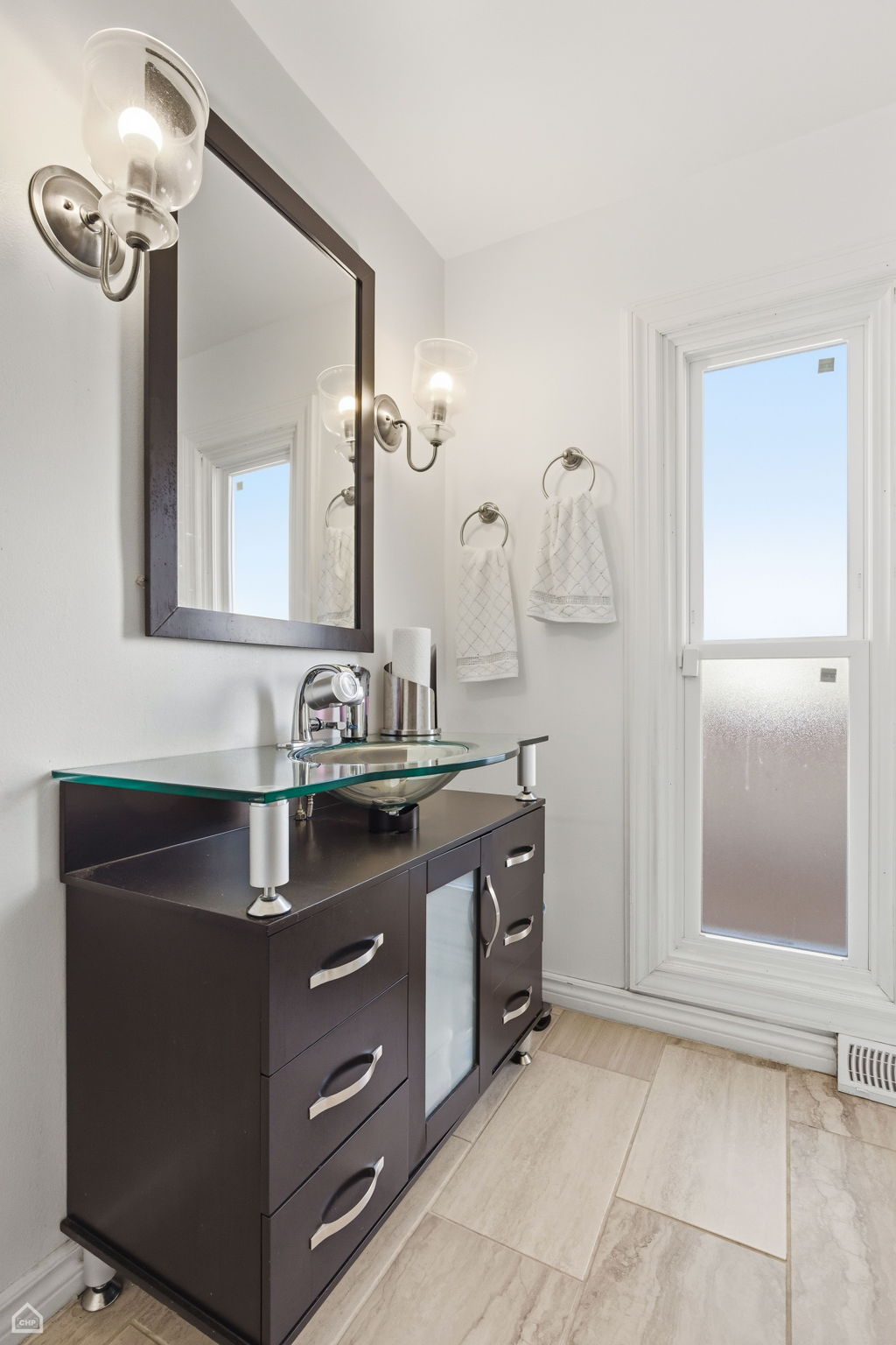 9806 S Harding Ave - Lashaun Allen_CHP2026_021