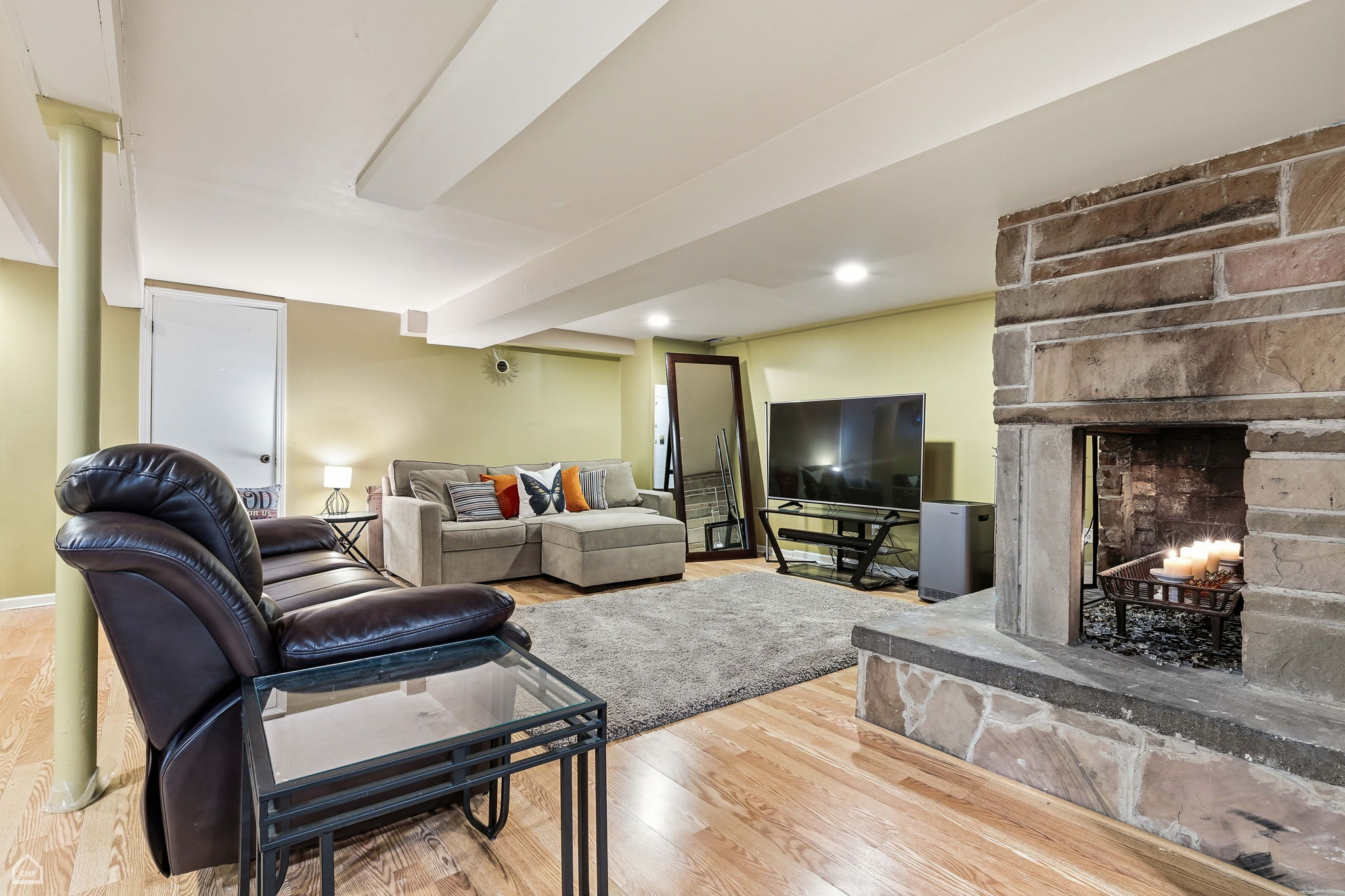 9806 S Harding Ave - Lashaun Allen_CHP2026_025