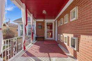 9806 S Harding Ave - Lashaun Allen_CHP2026_005