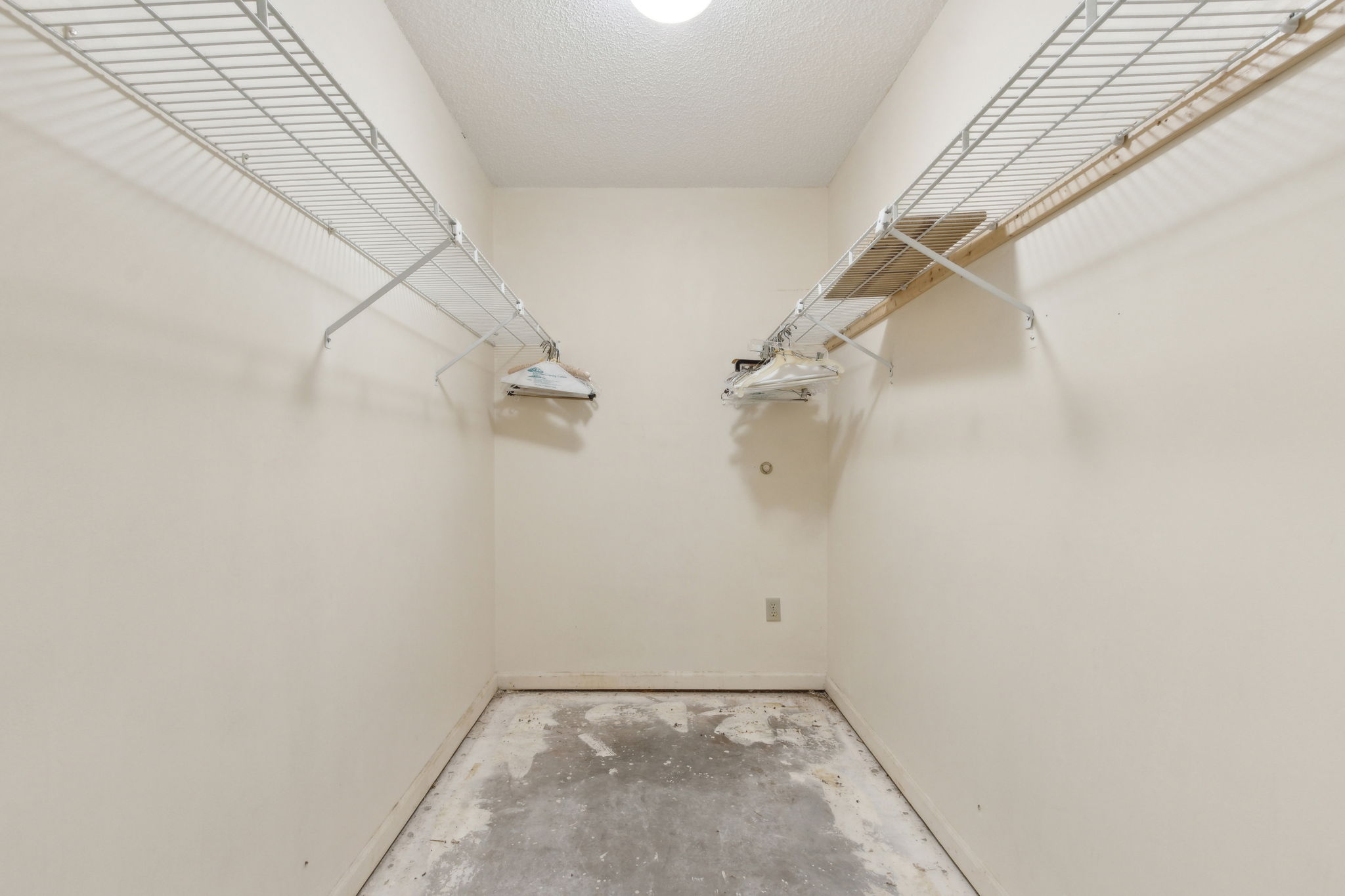 Primary Bedroom Closet