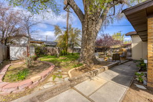 981 Gear St, Reno, NV 89503, USA Photo 32