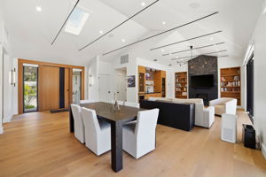 017_F8_981 Valley View St