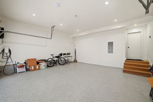 033_F8_981 Valley View St