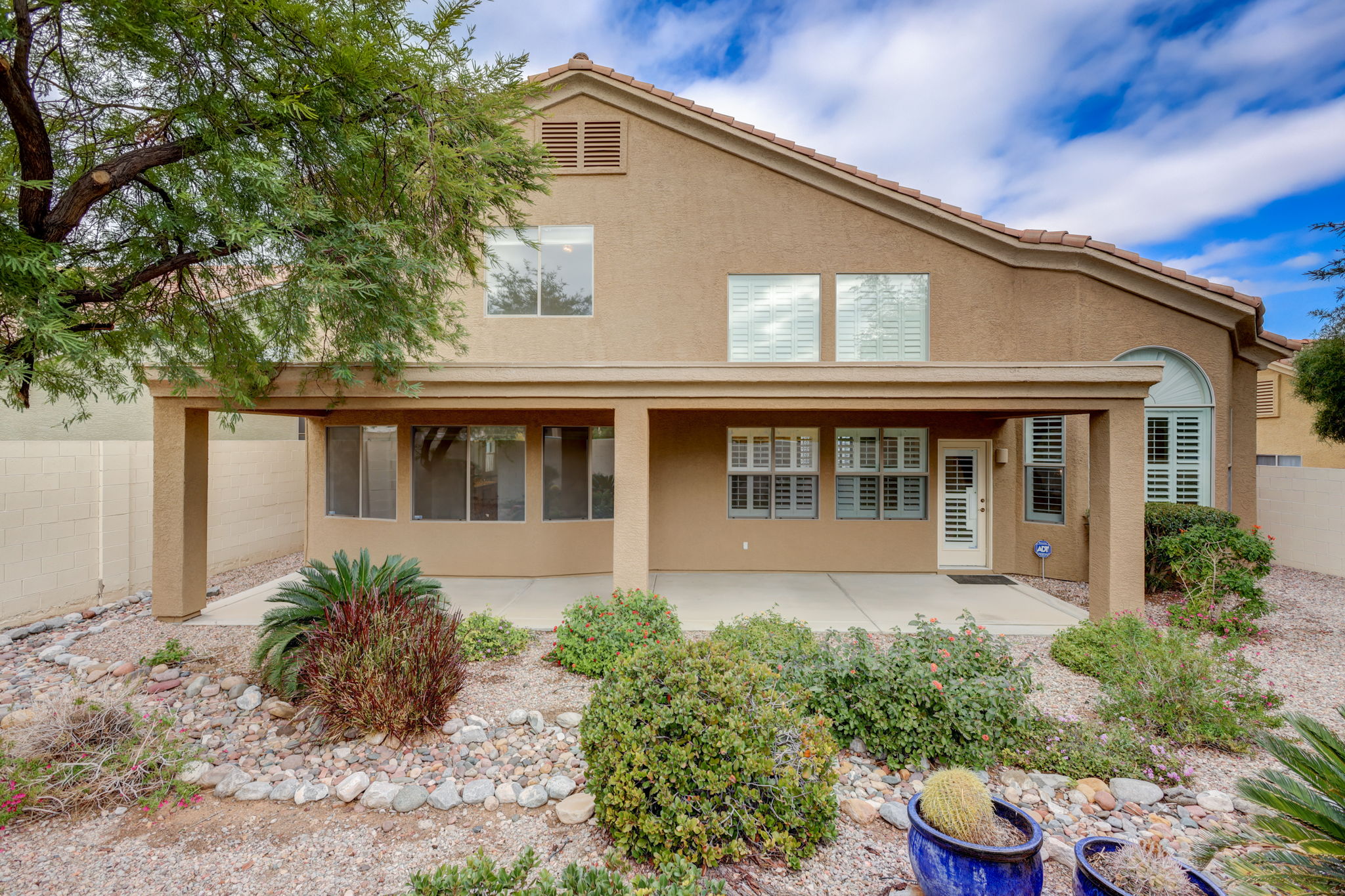Dusty Winds Ave-049