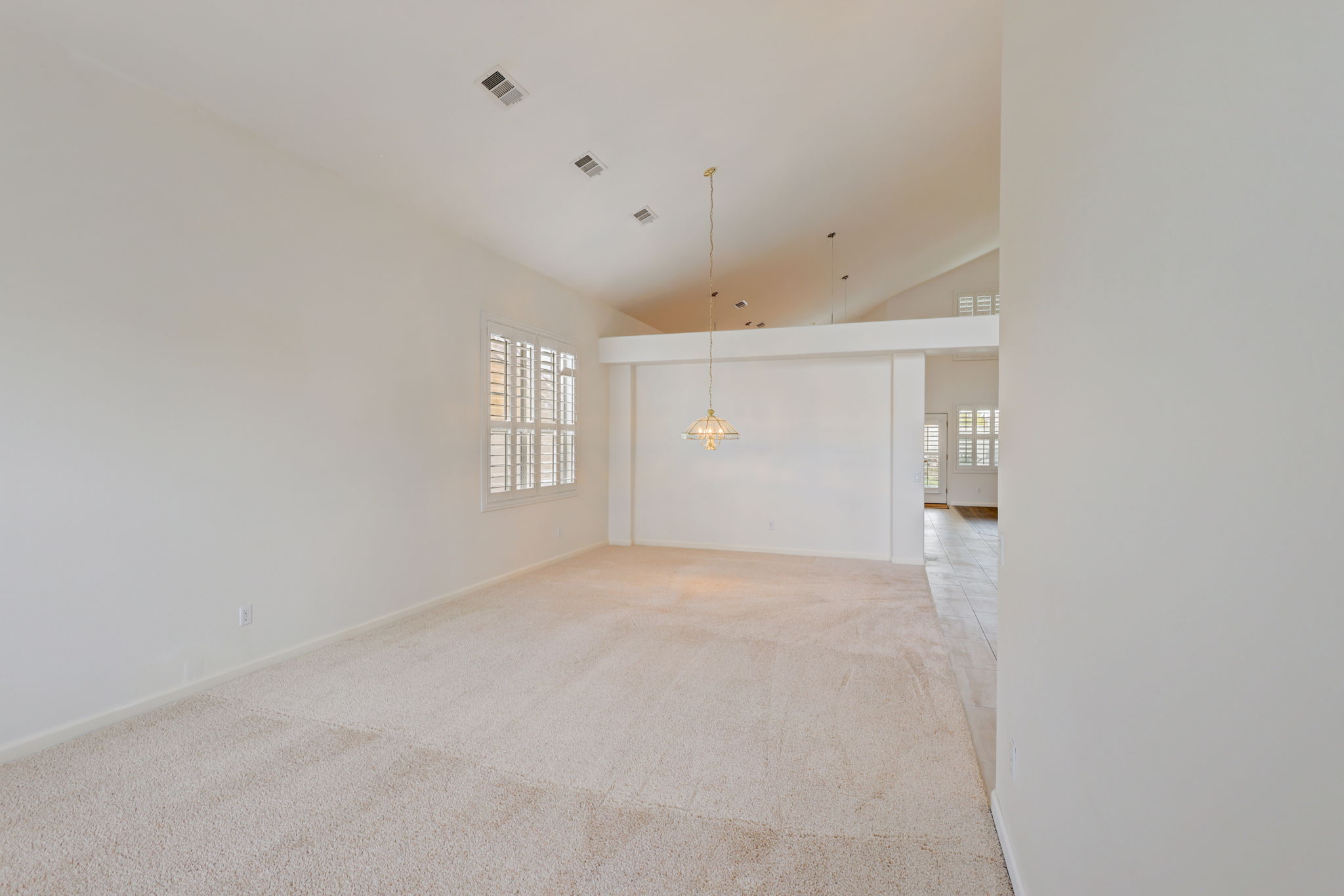 Dusty Winds Ave-040