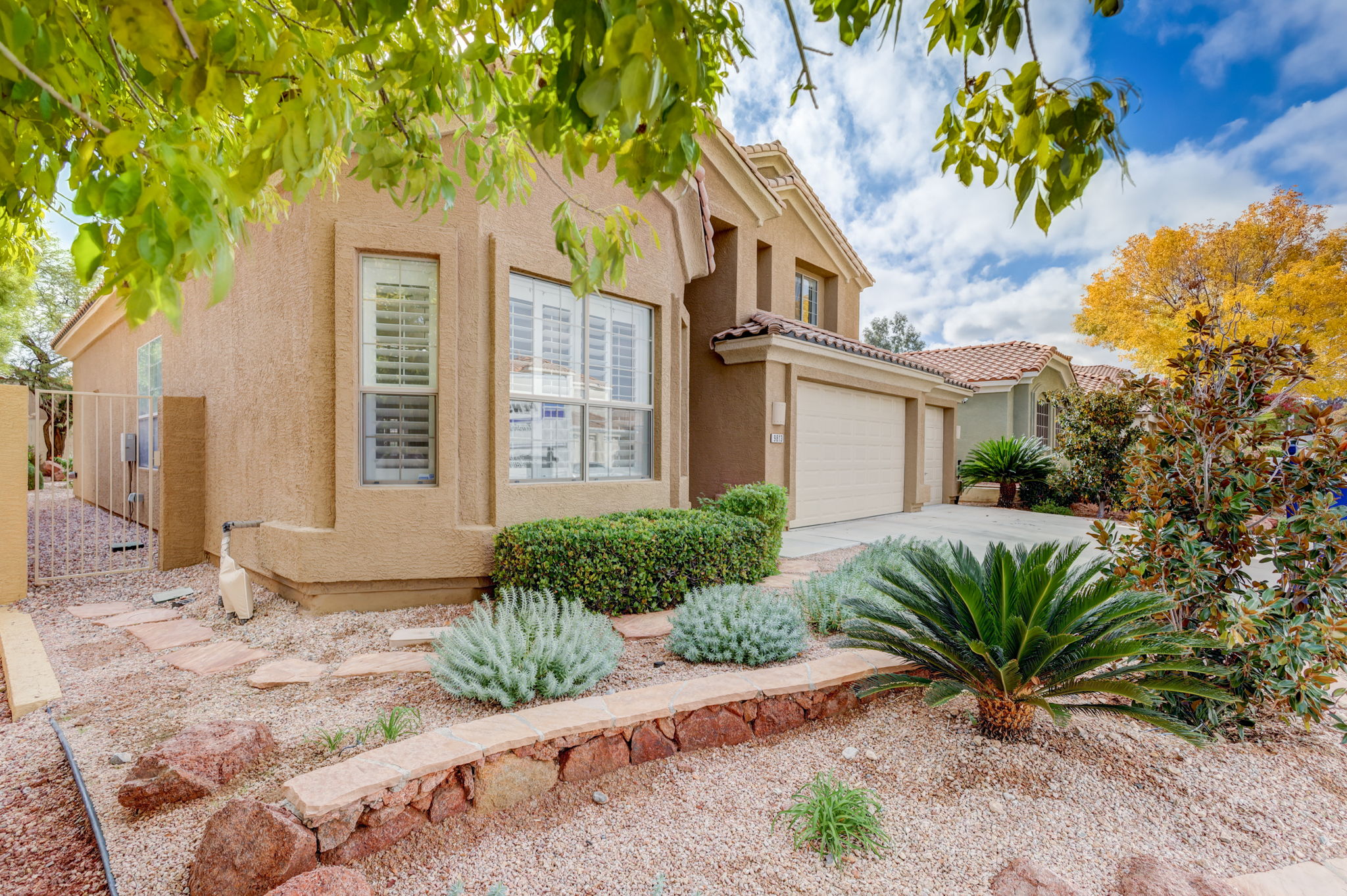Dusty Winds Ave-003