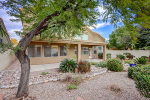 Dusty Winds Ave-050