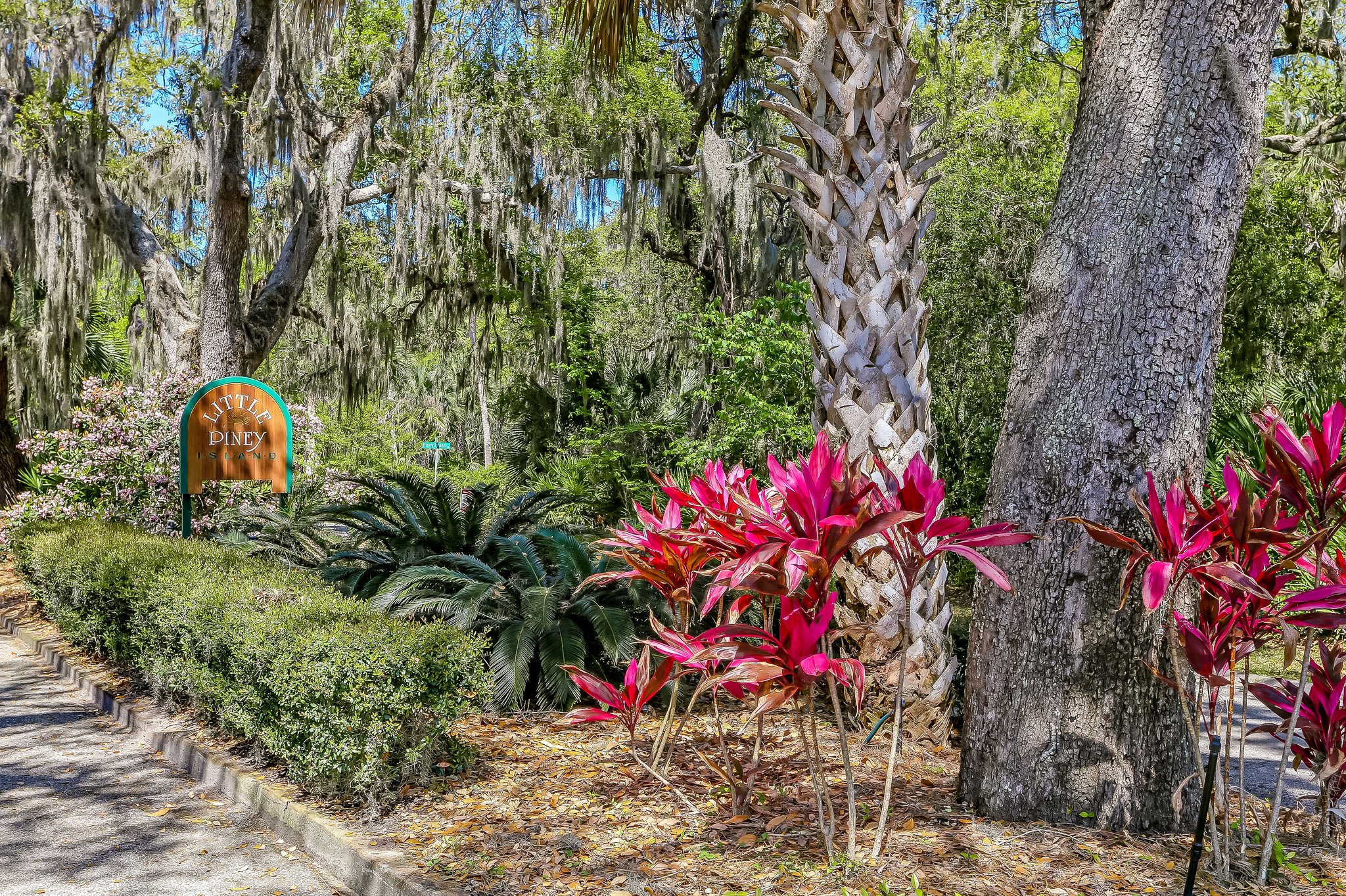 Original Little Piney Island sign designed by this owner