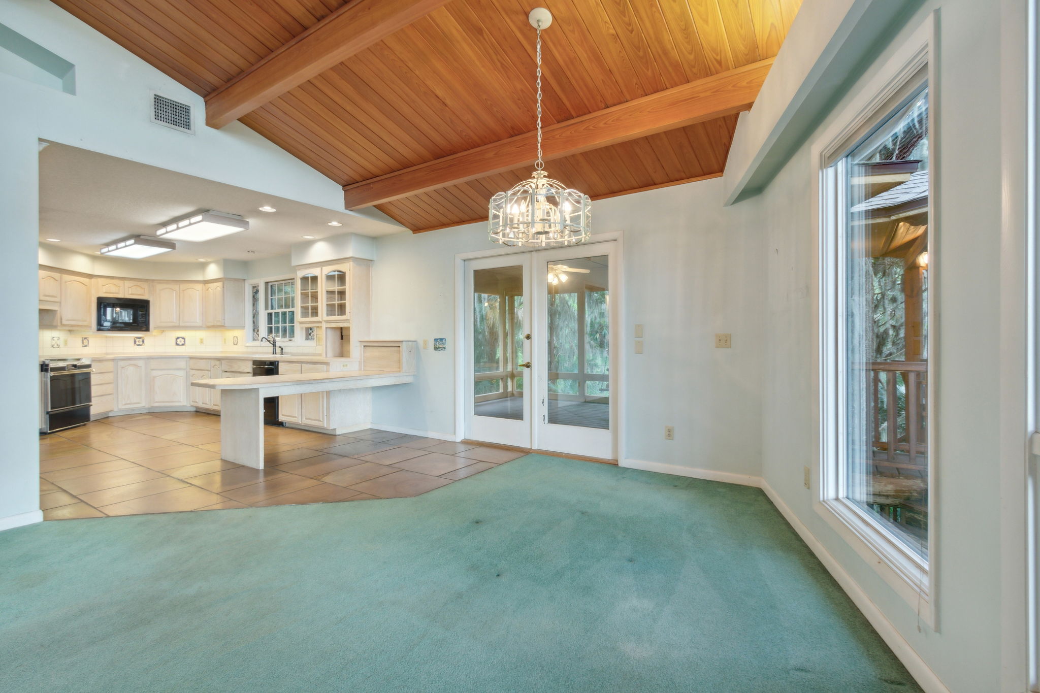 Dining area just off of the kitchen