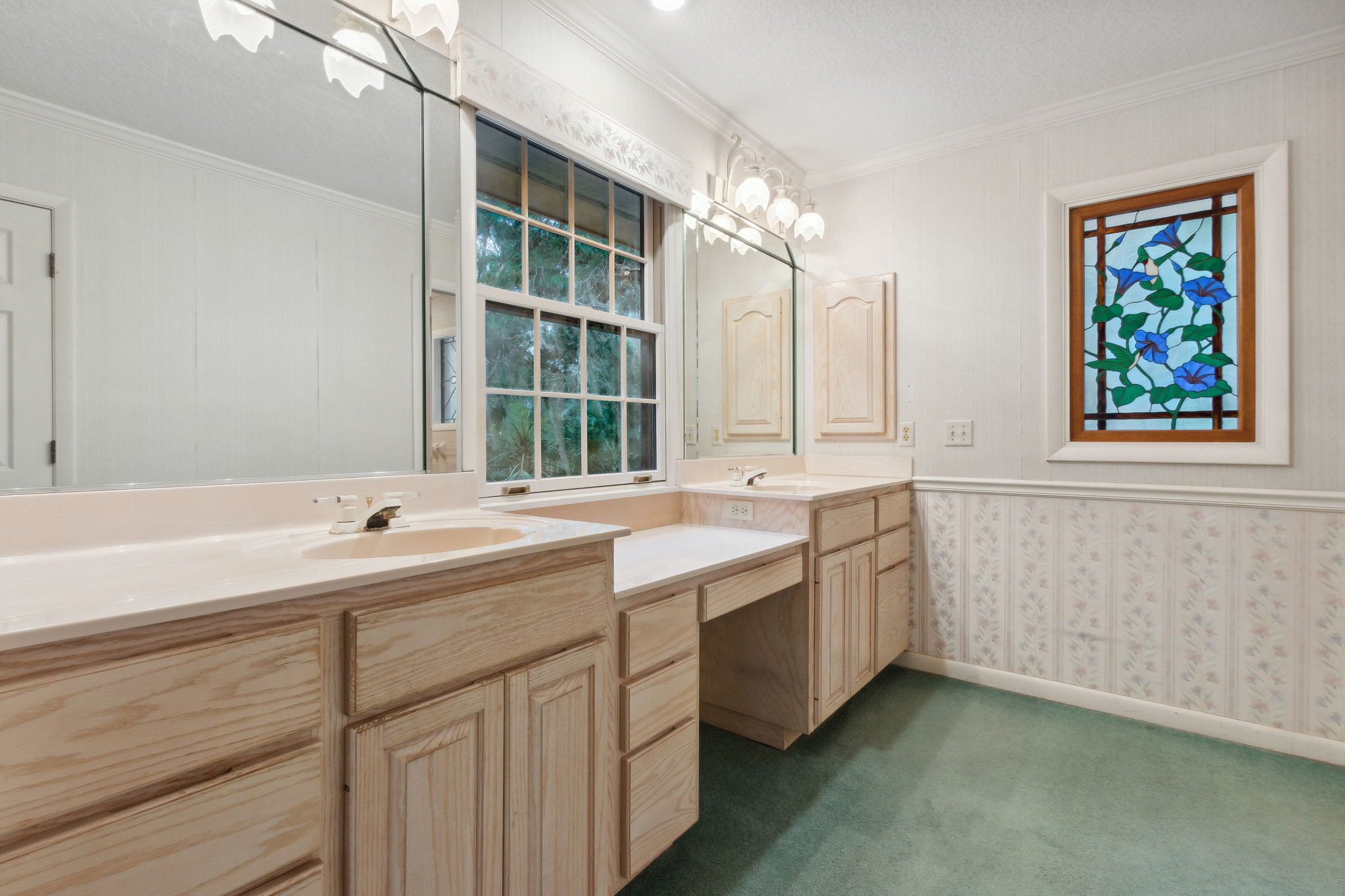 Primary Bathroom with stained glass window