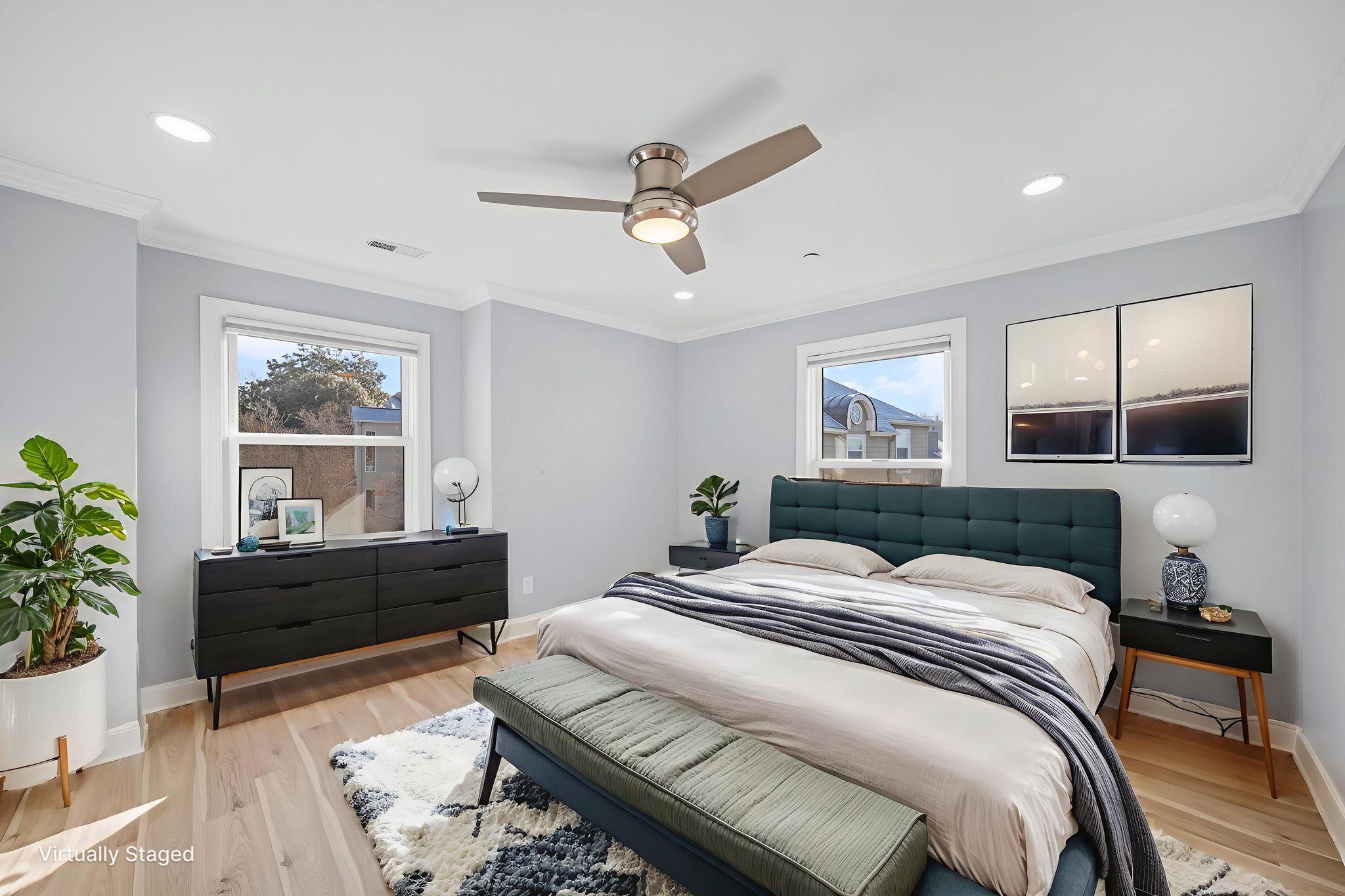 EDI00672-2_print virtually staged.jpeg