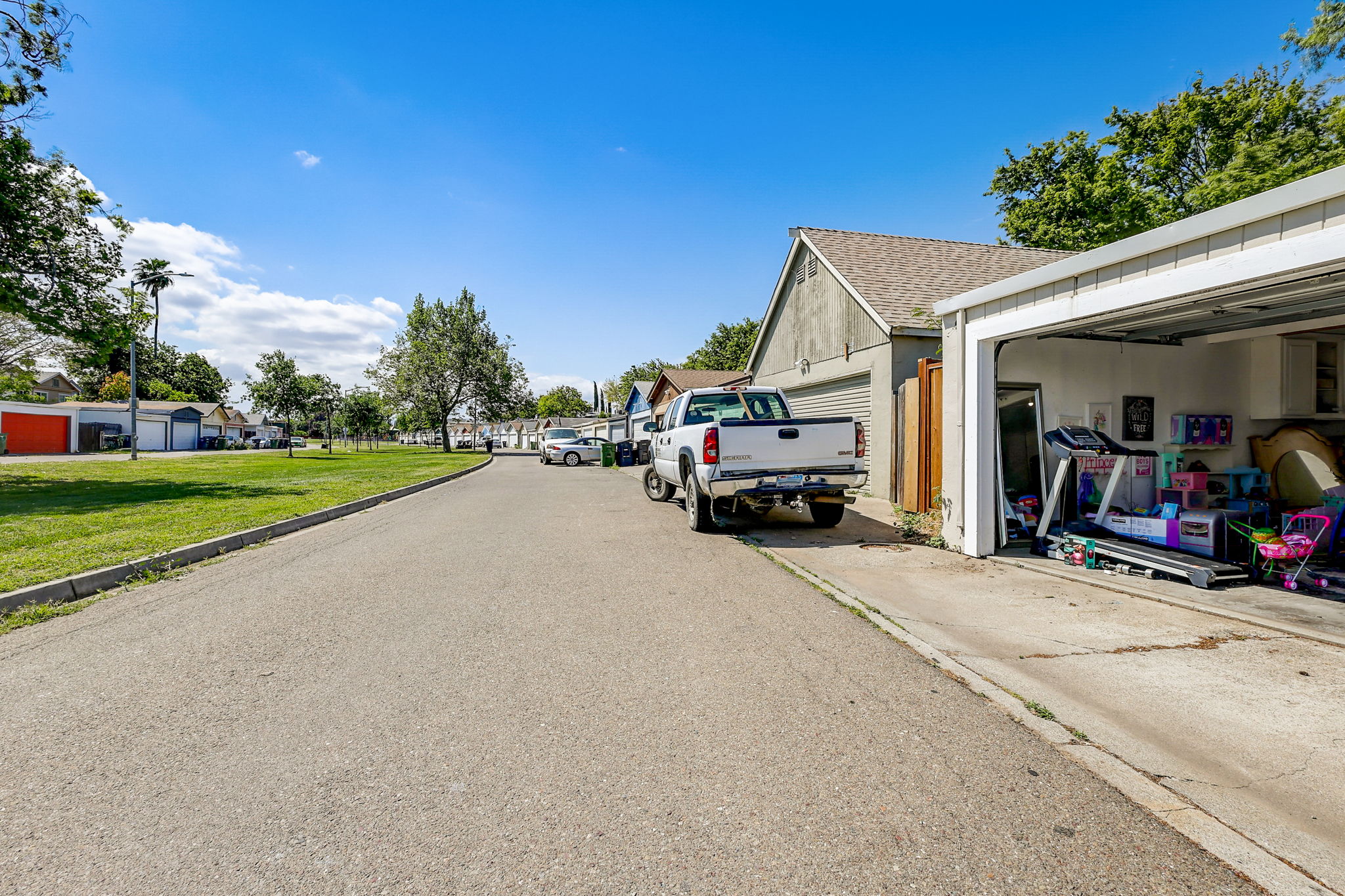 Sequoia Blvd-043