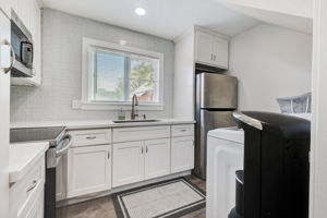 Sequoia Blvd-017