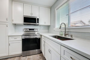 Sequoia Blvd-020