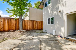 Sequoia Blvd-036