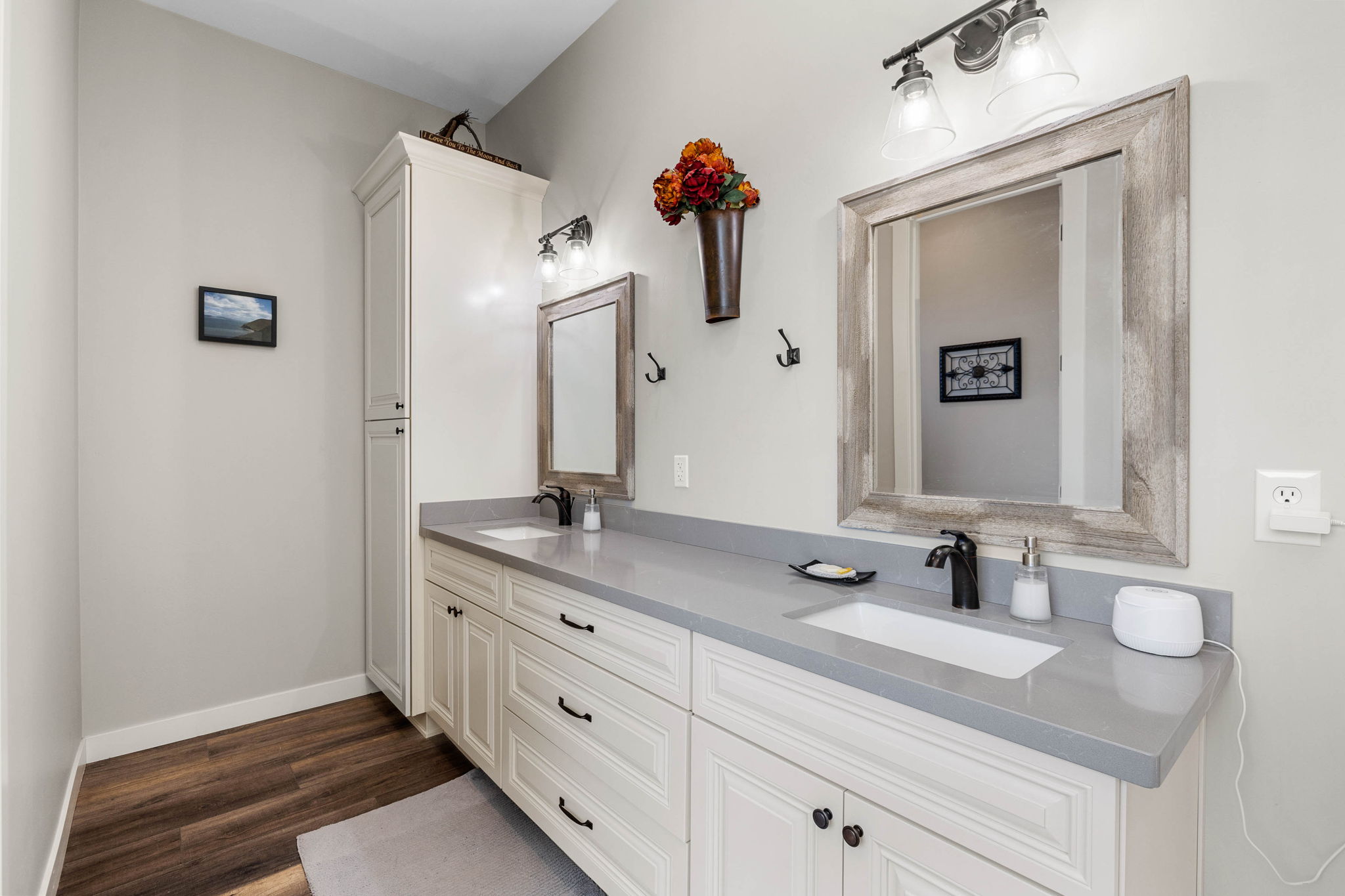 Primary Bathroom (1)